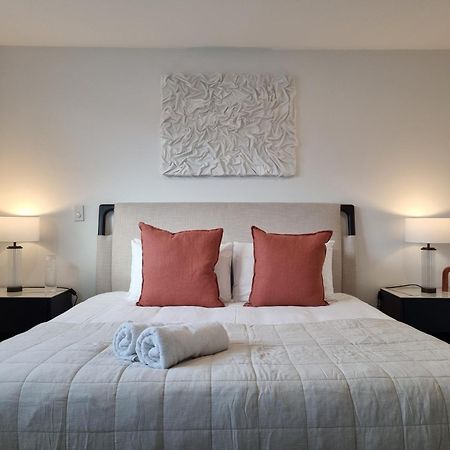 Apartmán Cloud Nine Elegant Escape Awaits Christchurch Exteriér fotografie
