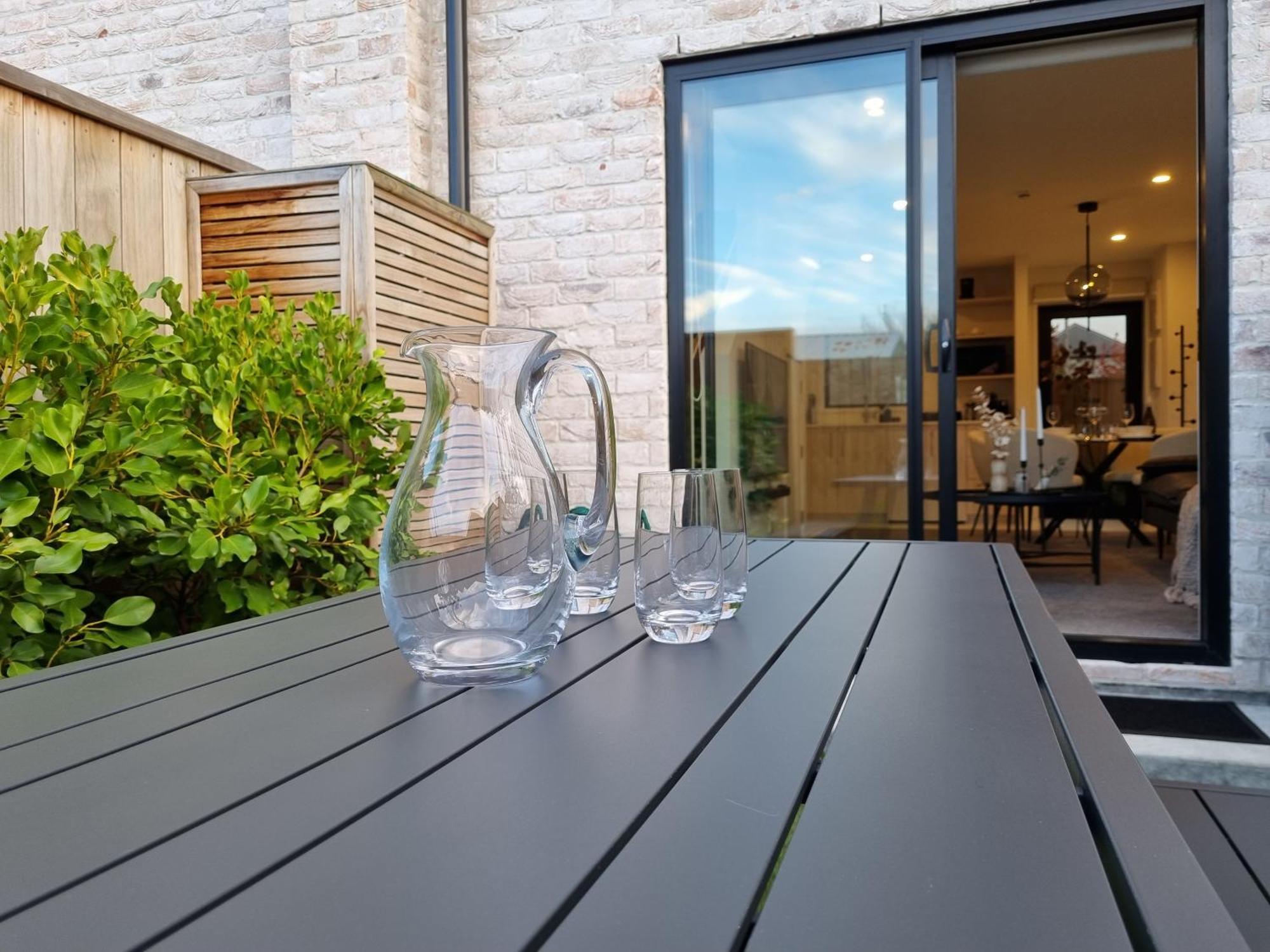 Apartmán Cloud Nine Elegant Escape Awaits Christchurch Exteriér fotografie
